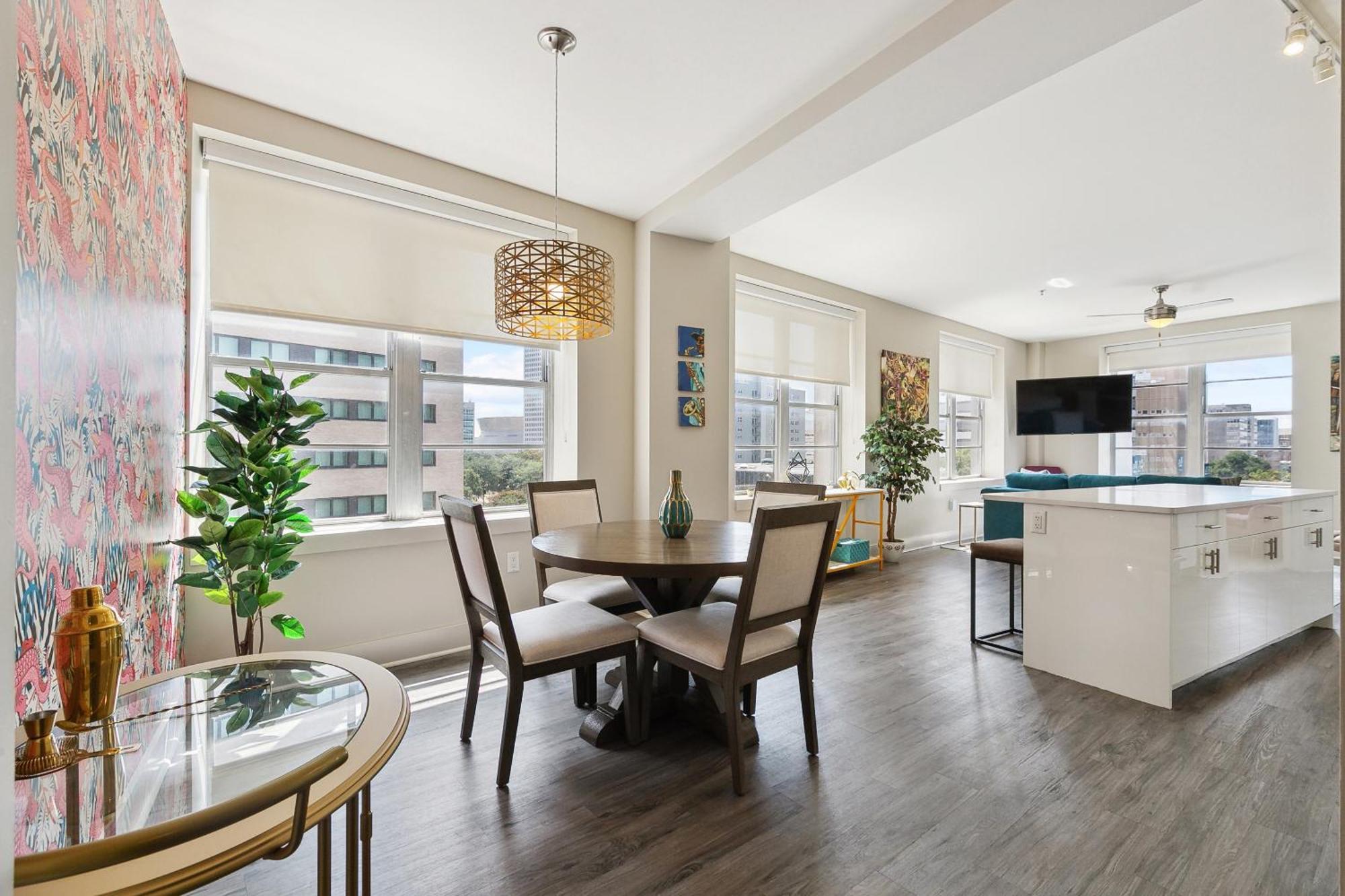 Modern Walking Distance To Must-see Attractions Of Nola * New Orleans